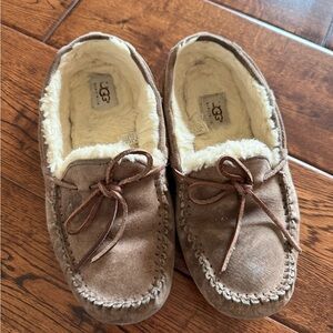 UGG Tan Suede Moccasin Slippers Size 37